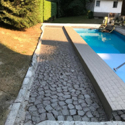 Abri Amovible pour Piscine : Profitez d'une Protection Flexible et Facile à Utiliser au Quotidien Lavaur